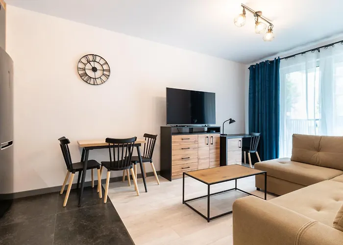 Raciborska 2-Bedroom Apartment