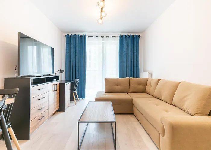 Raciborska 2-Bedroom Apartment