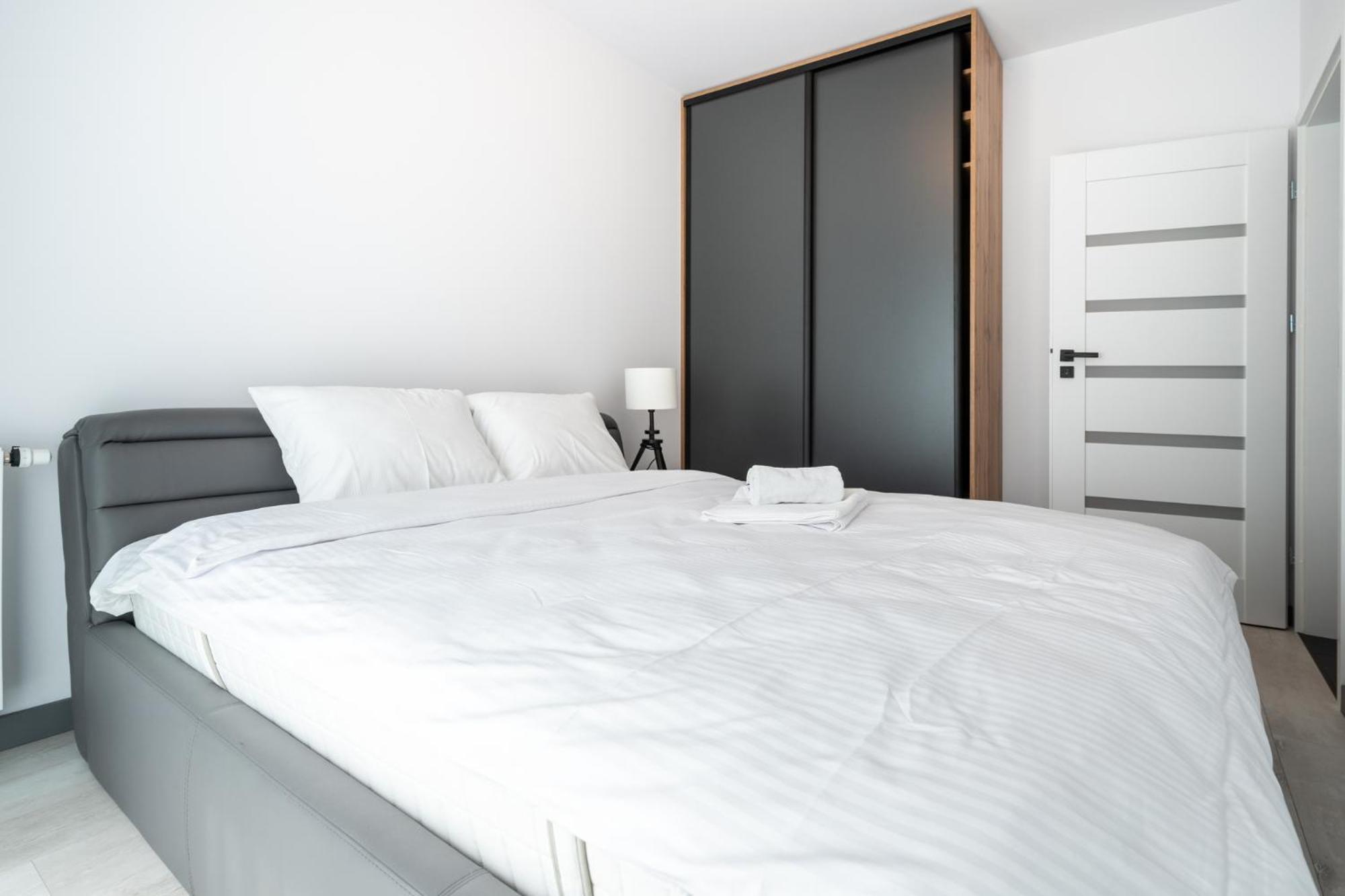 Апартаменти Raciborska 2-bedroom *